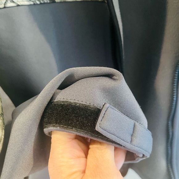 Habit Men's Camouflage and Gray Jacket - Picture 6 of 8